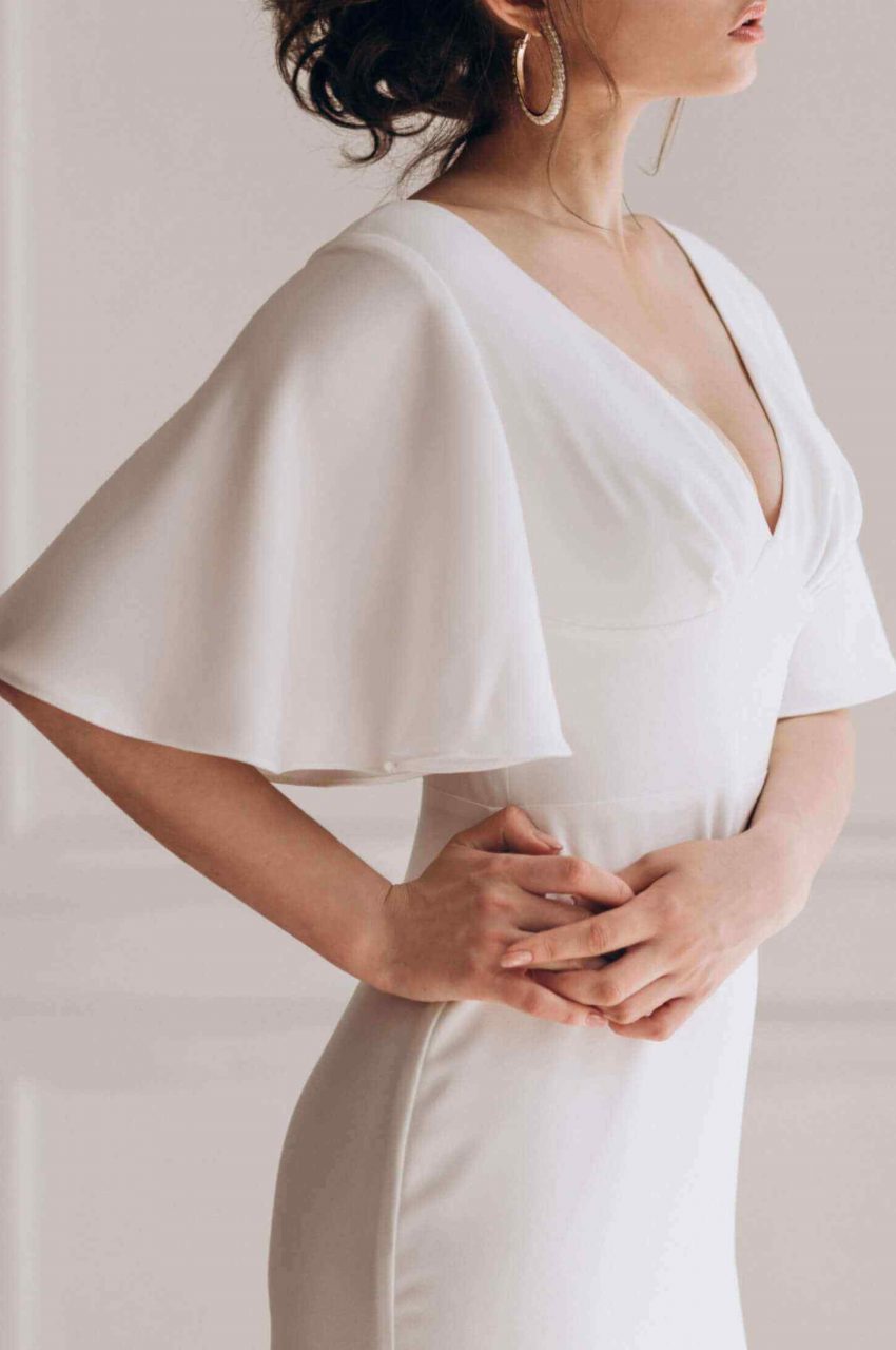 https://myspecialday.net/wp-content/uploads/2020/12/wedding_dress_08-850x1280.jpg